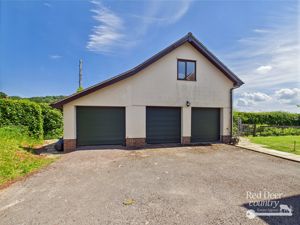 Garage- click for photo gallery